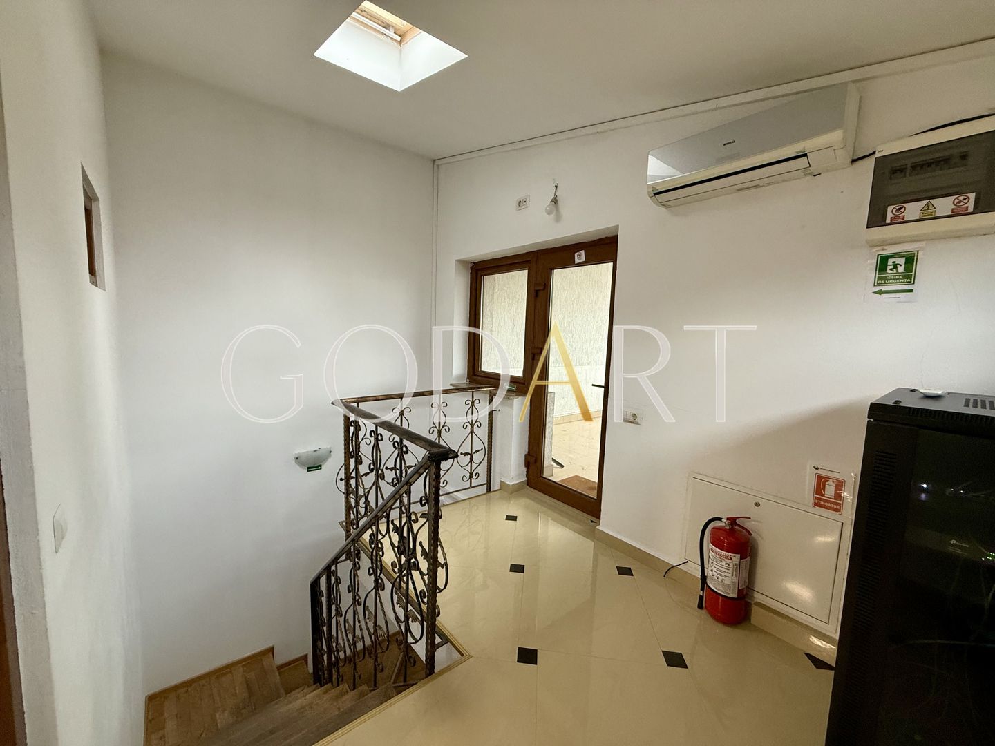 VILA ELEGANTA | CARTIERUL DOMENII - Poză 12