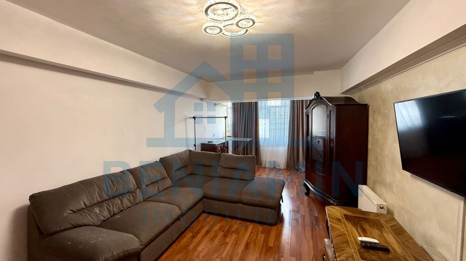 3 decomandate - 2 bai - etaj 1 - centrala proprie - McDonald's - Poză 1