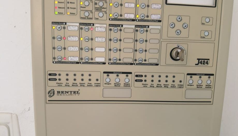 Imobil destinatie birouri + depozit - Poză 13