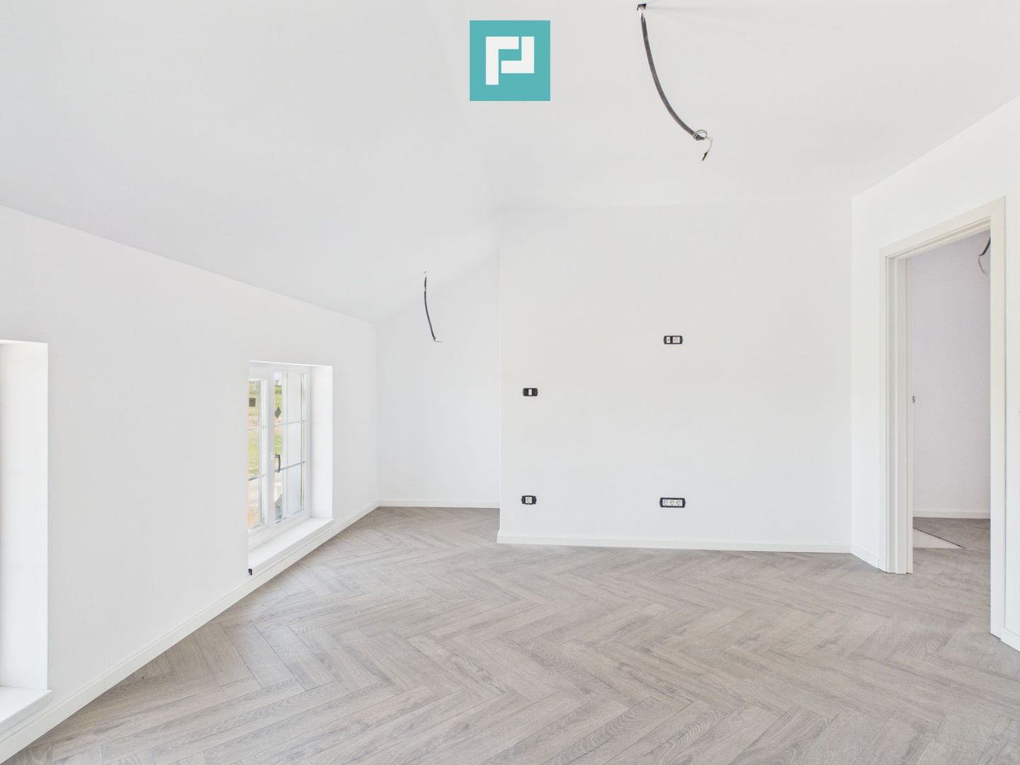 Duplex modern -4 camere Urseni-Moșnița Nouă - Poză 9