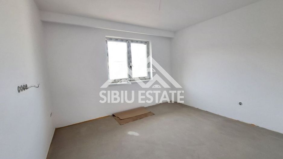 Casa Selimbar 4 camere, 2 bai, terasa, curte si magazie - Poză 11
