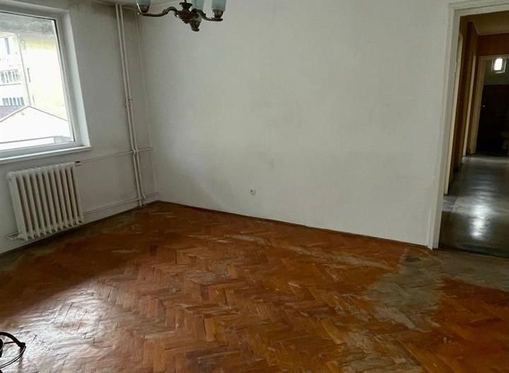 Apartament 4 camere Cantemir - Poză 1