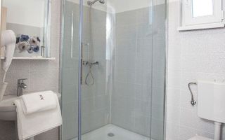 VANZARE HOTEL | ZONA POPESTI LEORDENI - Poză 10