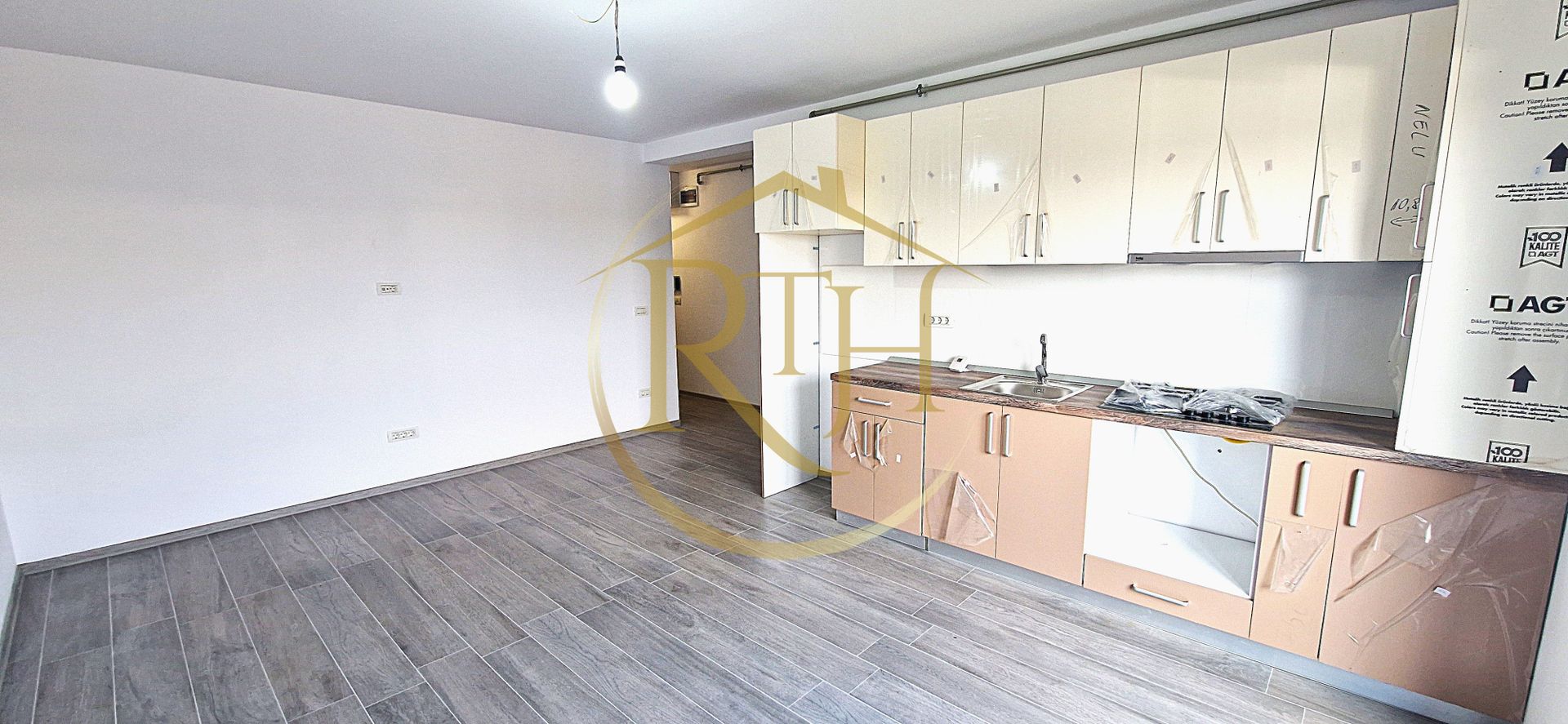 Apartament nou de vanzare, 3 camere Giarmata Vii mobilat si utilat.Comision ,,0" - Poză 1