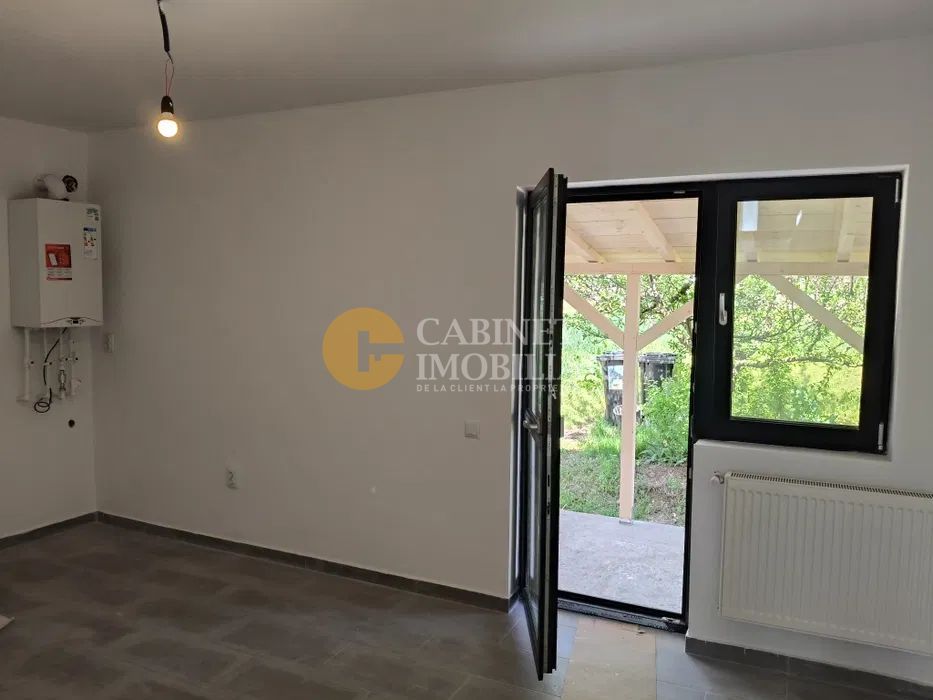 🏡   CASĂ PLAN PARTER  - Chicerea,Tomesti  🏡 - Poză 5
