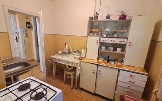 Apartament 2 camere, parter, zonă centrală in spate la Billa - Poză 7