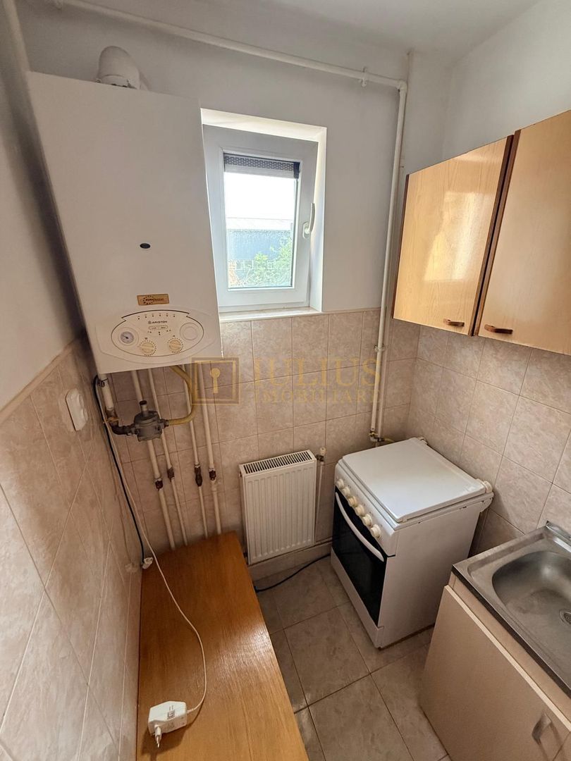 1 camera| intersectie Gheorghe Lazar-Dacia| centrala proprie| etaj 1 - Poză 7