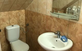 CASA cu 2 imobile în zona centrala - Poză 5