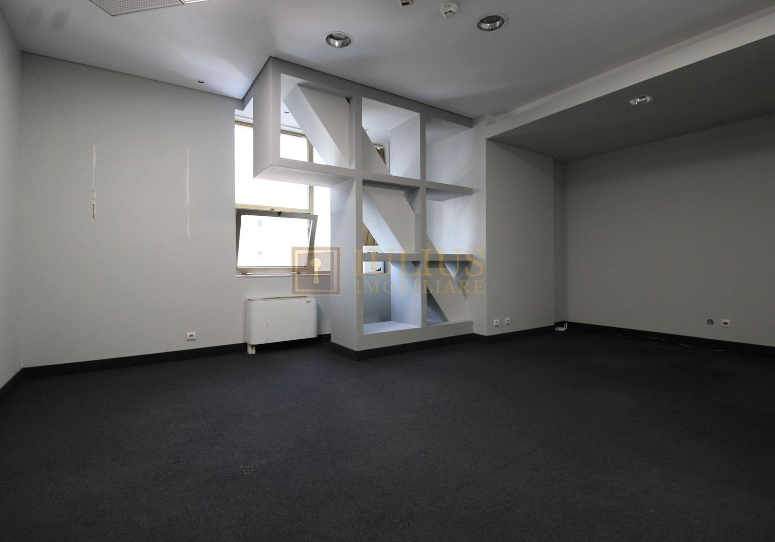 Birour 47m, visavid de Iulius Mall - Poză 1