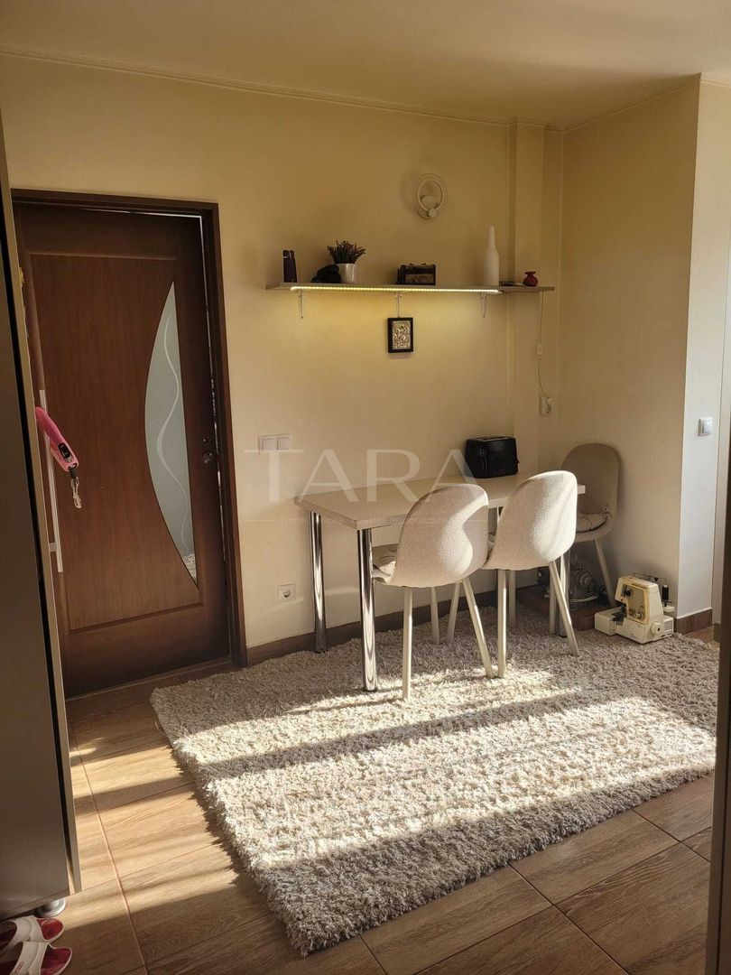 Apartament cu 2 camere, 52 mp, renovat, zona Grigorescu. - Poză 2