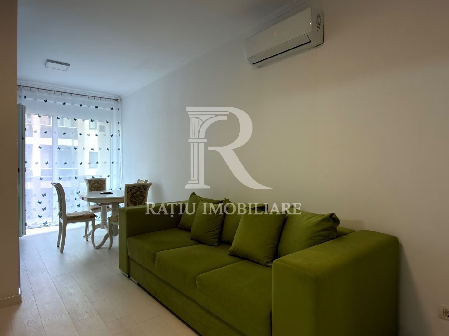 Apartament 2 camere | Parcare inclusă | Ceyrat | Oradea - Poză 1
