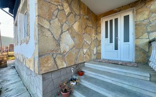 Casa de vacanta spatioasa de vanzare 6 dormitoare in Gura Humorului - Poză 3