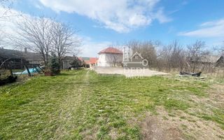 Casă cu 2 locuințe, teren intravilan 7062 mp Cetariu, Bihor - Poză 6