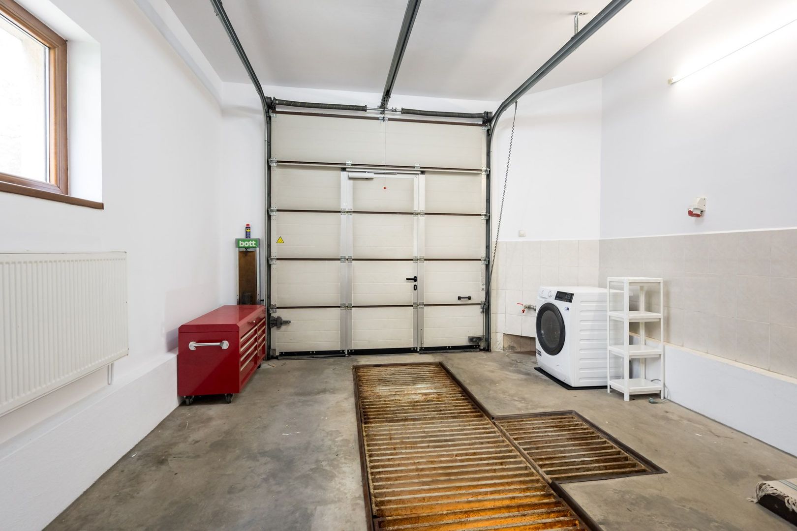 COMISION 0% - Baneasa/ Dobrogeanu Gherea-Garlei casa P+1+M 6 camere curte 550mp - Poză 15
