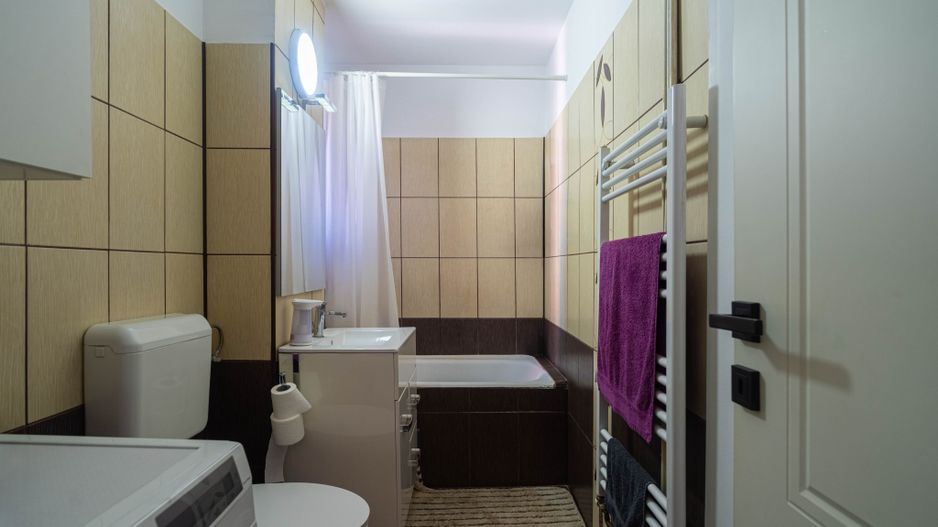 Apartament 5 camere Vlaicu – Renovat, 2 băi, centrală proprie - Poză 6