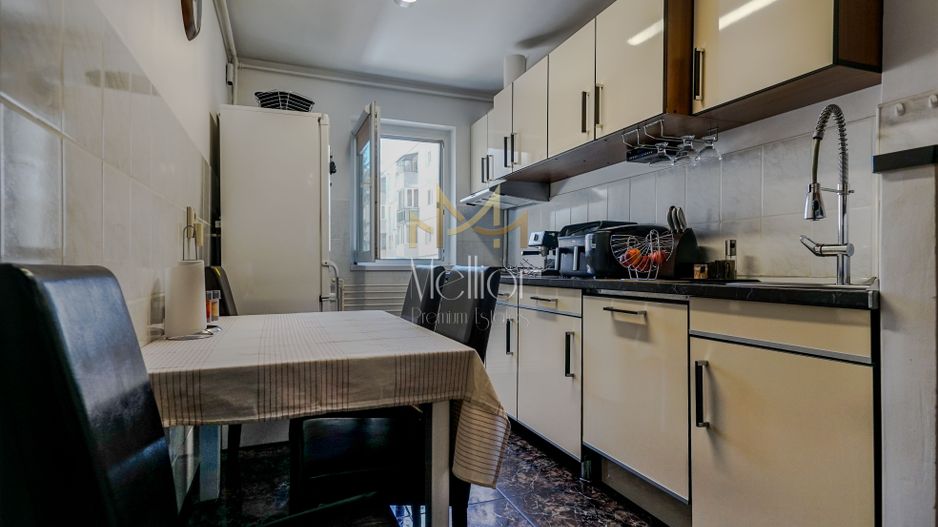 Apartament 3 camere, renovat, etaj intermediar, Manastur, zona Big! - Poză 2