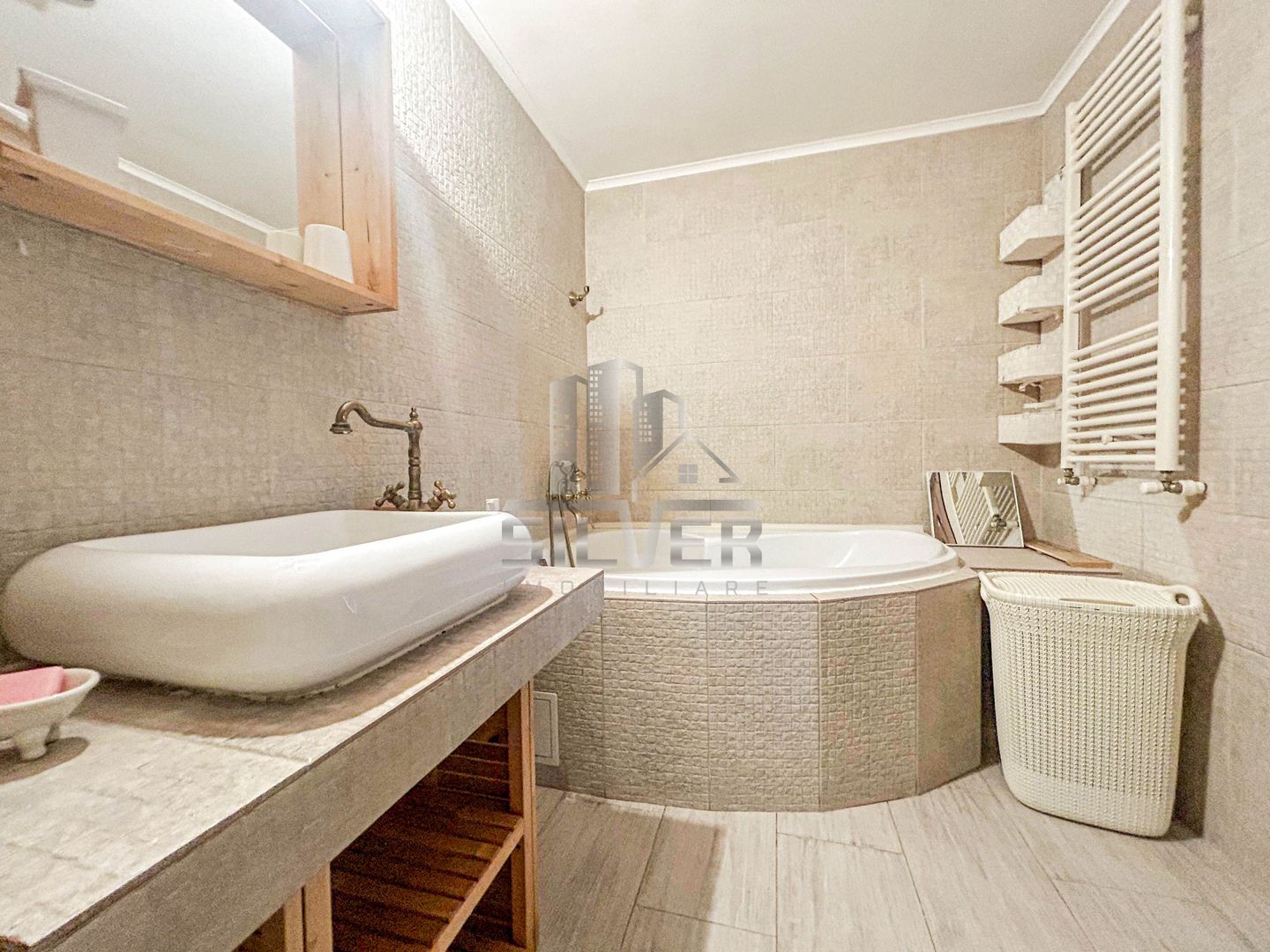 Apartament cu 3 camere de vânzare în Manastur, Cluj-Napoca - Poză 9