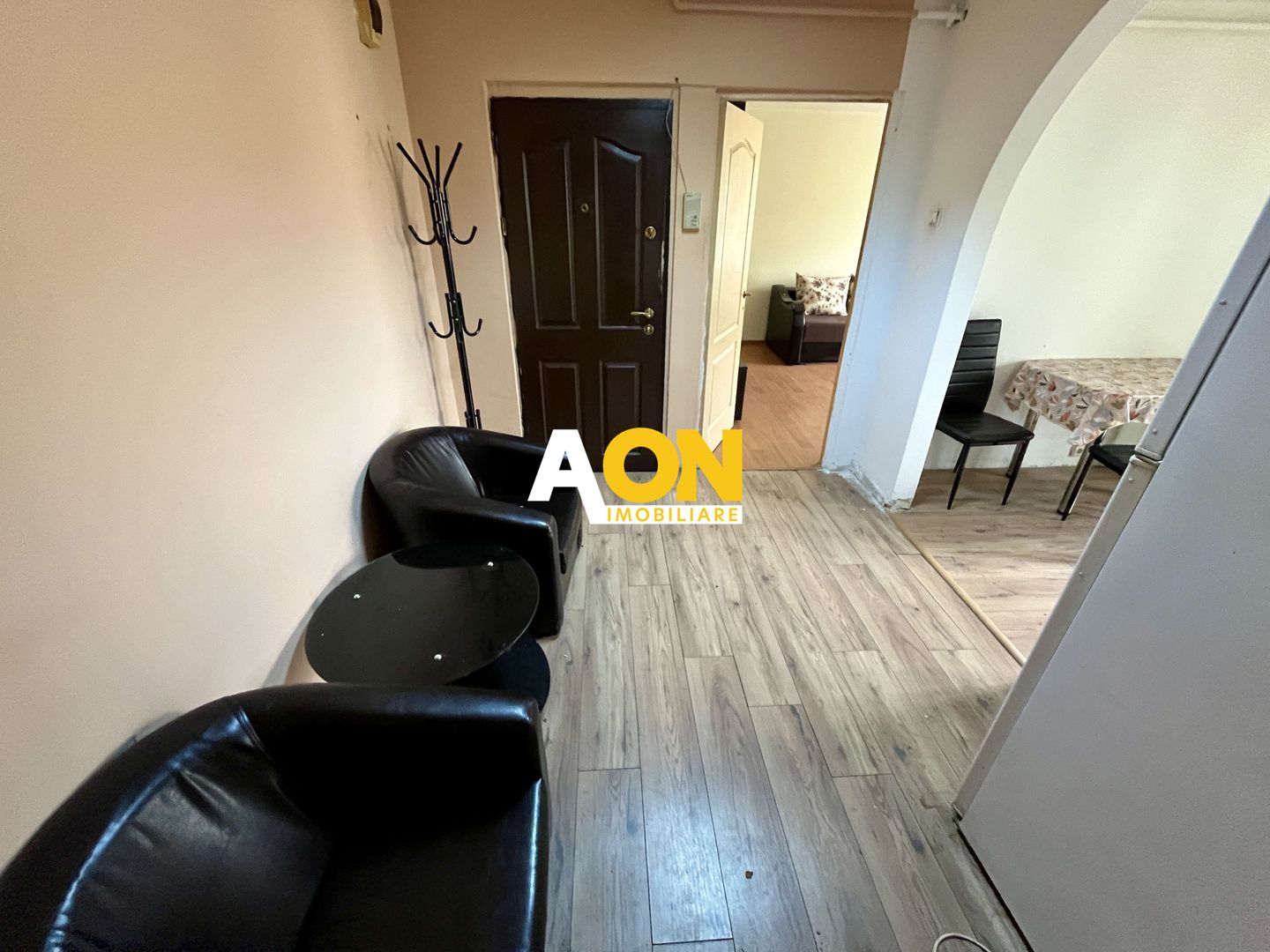 Apartament cu 2 Camere, Etaj 1, Zona Tolstoi - Poză 8