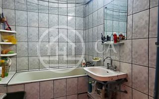 Apartament de vânzare cu 3 camere în zona Iosia , Oradea - Poză 3