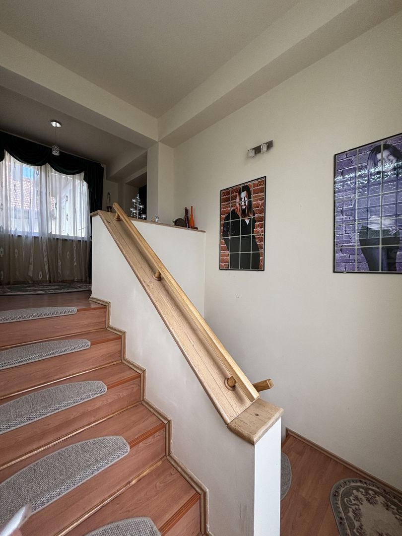 Apartament privat la casa la 5 minute de Piața Victoriei - Poză 32