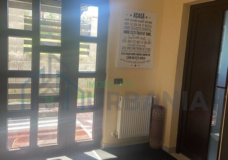 Casă de vănzare păun cu suprafața utilă 154,13 m.p. - Poză 3