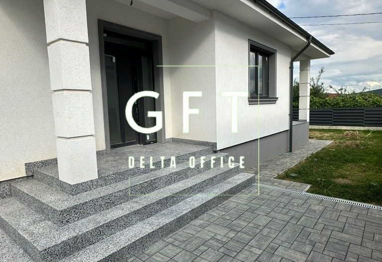 Casa de vanzare, 4 camere, zona Nord, Utrafinisata!!! - Poză 1