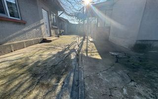 De Vânzare - Casă, Strada Griviței - Poză 36