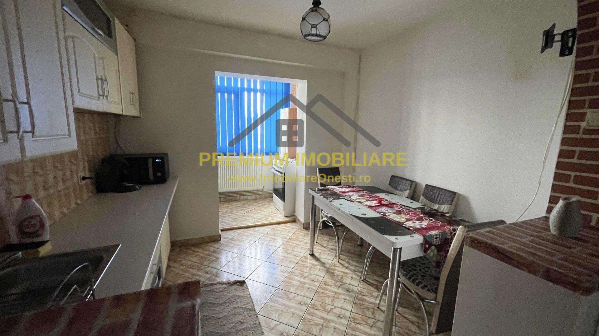 Apartament 2 Camere de vanzare - Zona de sus - Poză 5