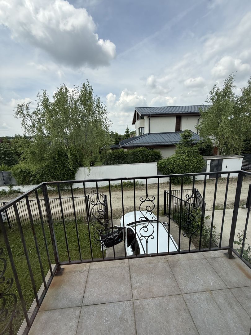 Vila 4 camere cu arhitectura deosebita langa pădure in Corbeanca ! - Poză 28