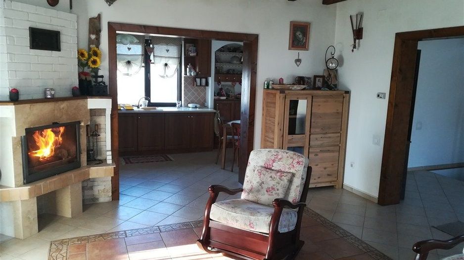 De vanzare! Casa frumoasa in Salicea - Poză 3