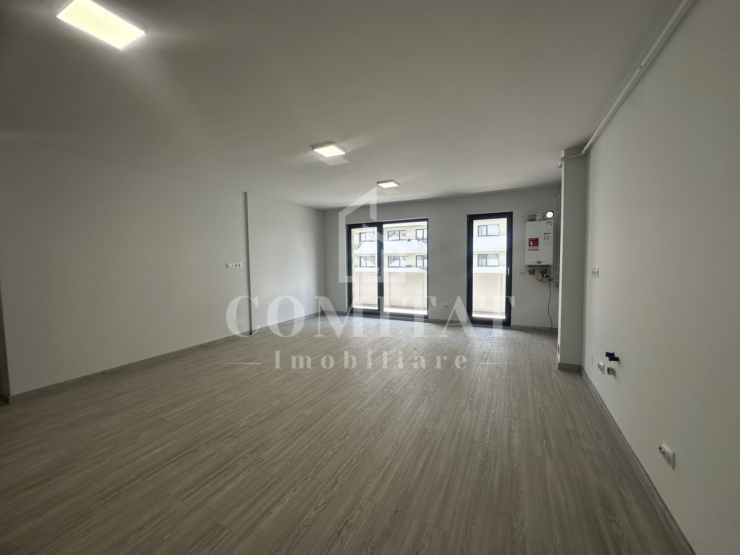 Apartament finisat | Etaj intermediar | Eroilor - Floresti - Poză 4