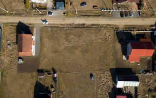 Loc de casa 500 mp în Curtici - Poză 3