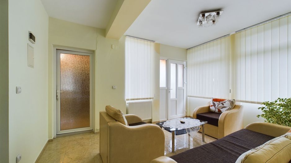 Casă pe un nivel in Pișchia - Poză 2