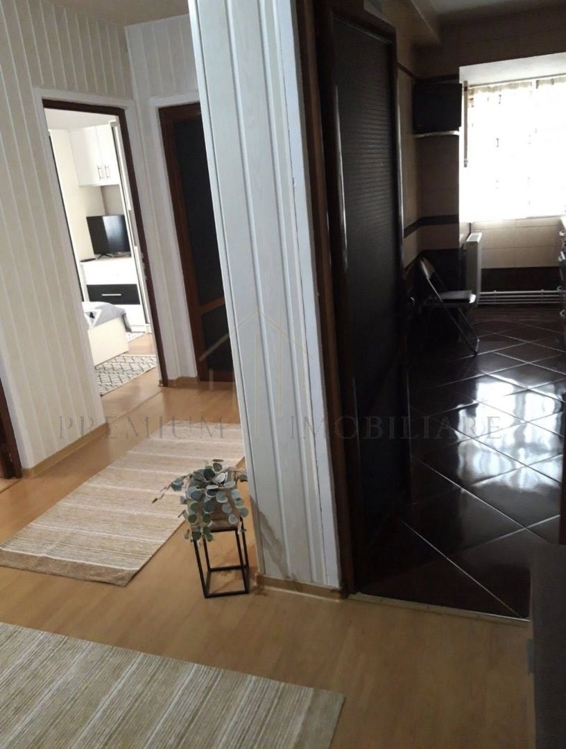 Apartament 3 Camere - Decomandat - Targu Ocna - Poză 8