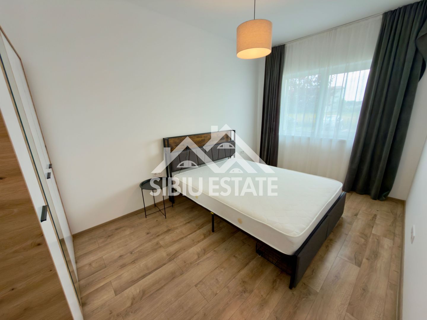 Apartament nou 2 camere decomandate mobilat parcare și boxă depozitare - Poză 11