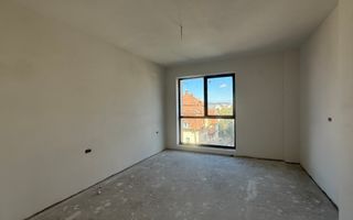 Apartament cu 3 camere 87 mp utili in zona centrala - Poză 6