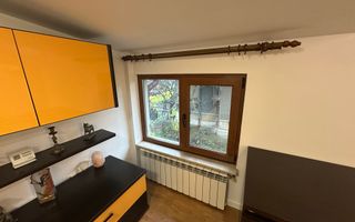 Casă 3 Camere de Vanzare | Curte | Renovată | Magazie - Poză 14