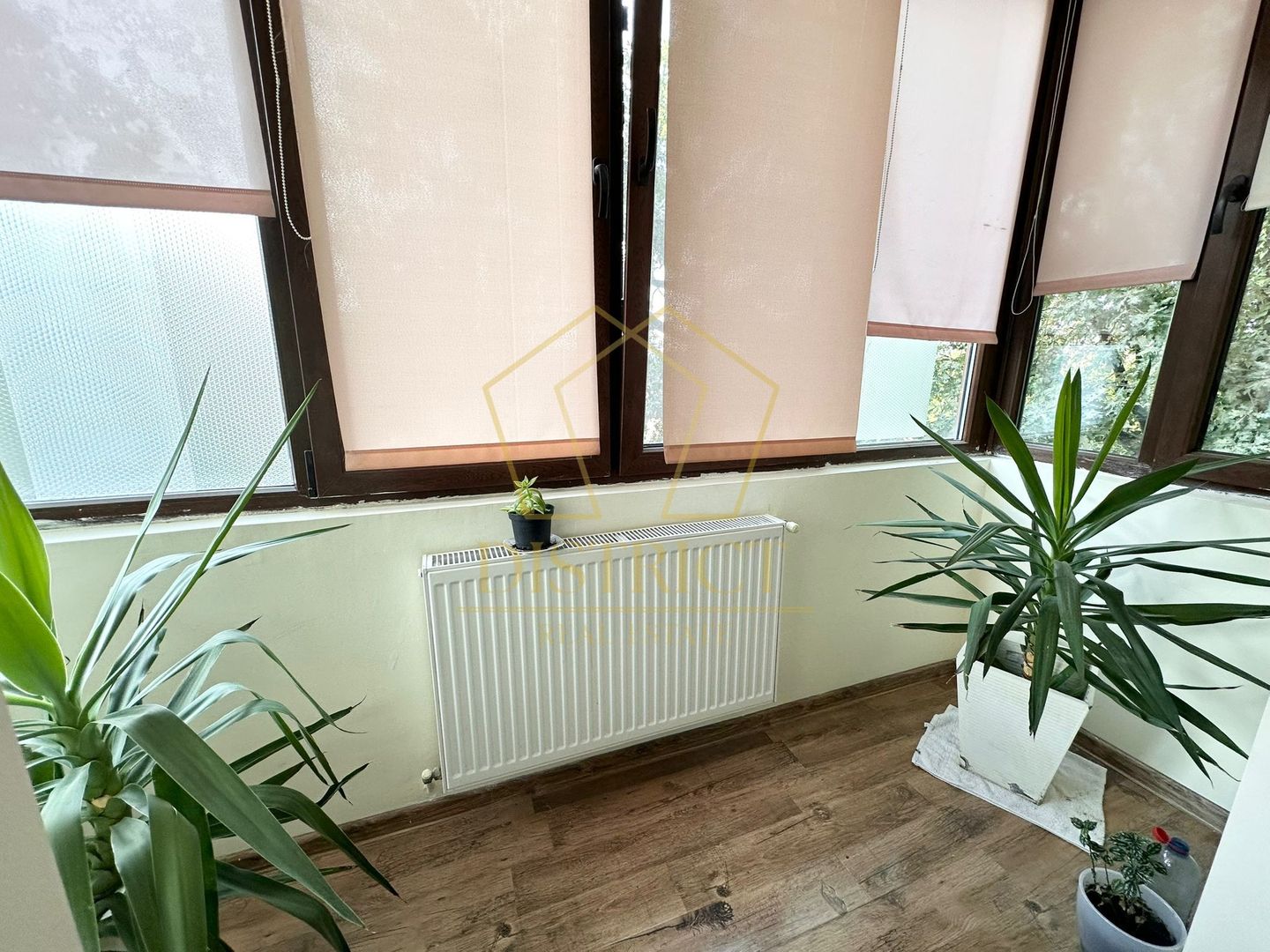 Apartament spatios cu 3 camere | Calea Sagului - Poză 16