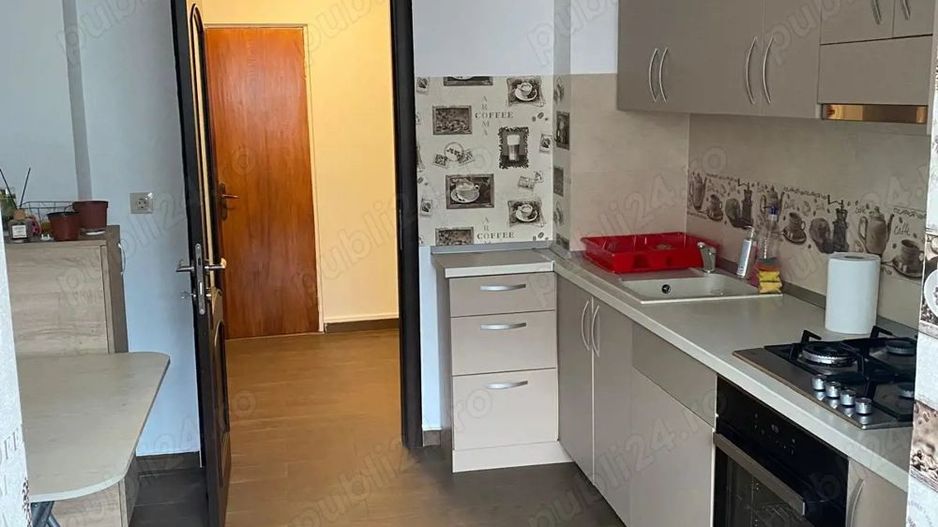 Ap 3 camere, Dristor, Bd Rm Sarat, et 6 8, loc de parcare - Poză 3