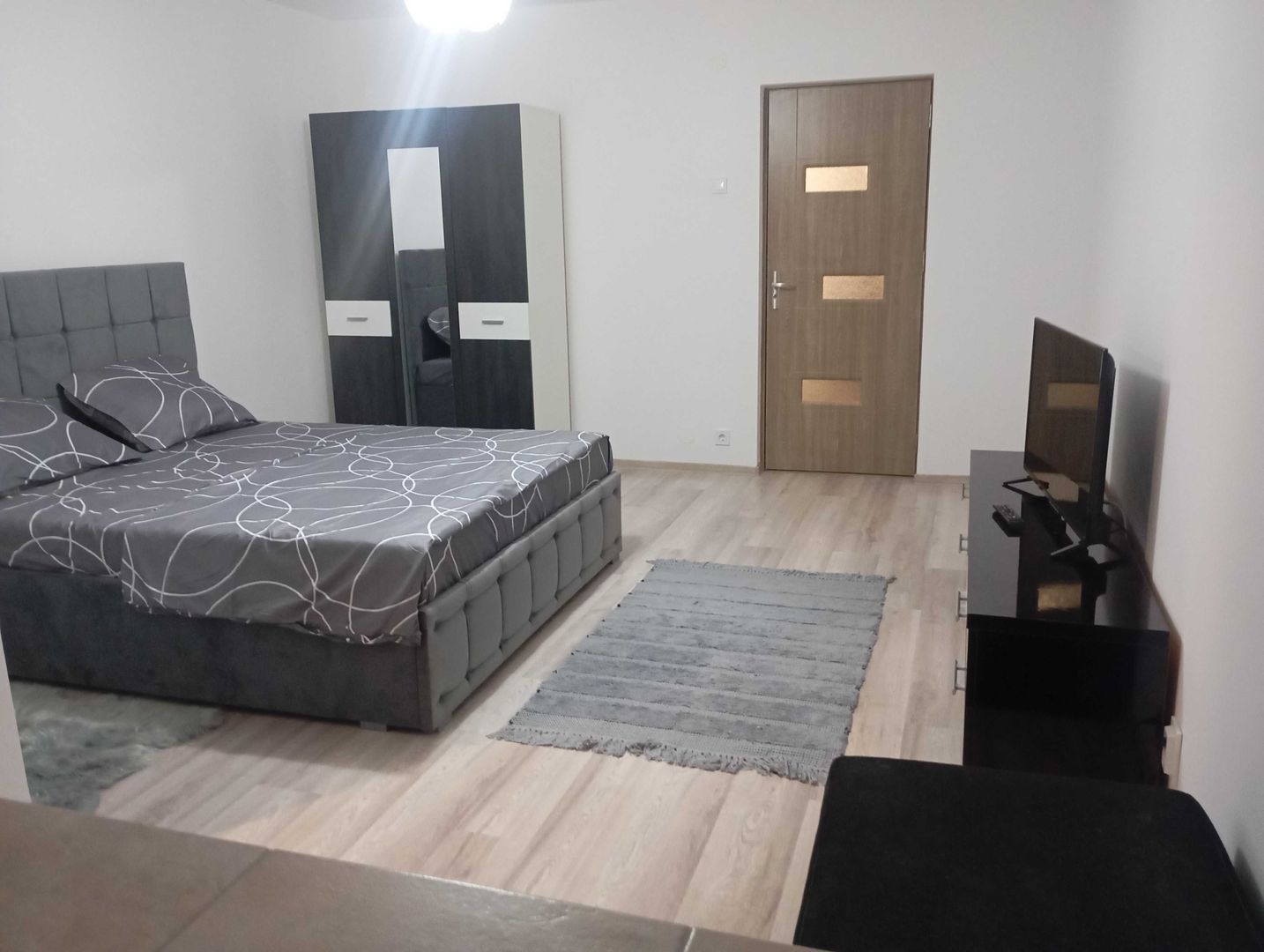 Garsoniera moderna Brazda - Poză 2