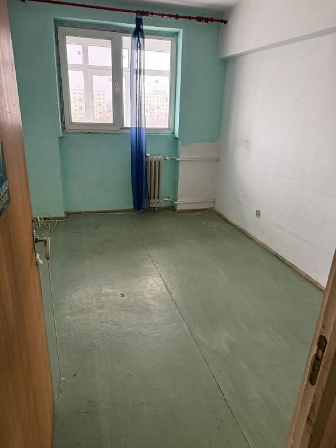 Apartament cu trei camere, Piata Resita, 95.000€ - Poză 5