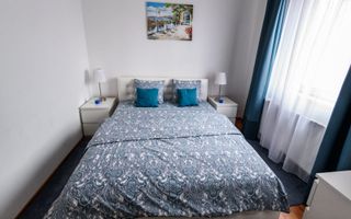 Piata Unirii|, apartament lux| cladire istorica| centrala proprie| 04.10.26 - Poză 5