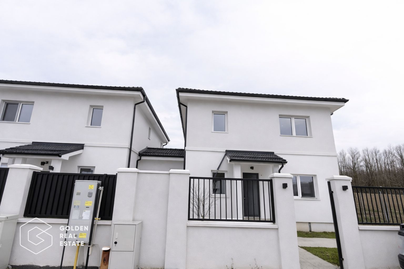 Duplex modern în Moșnița Nouă, 101 mp utili, 218 mp teren, fără pereți comuni - Poză 12