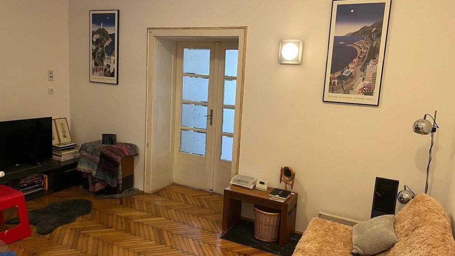 Vând apartament 2 camere, renovat - Cartierul Funcționarilor - Poză 3