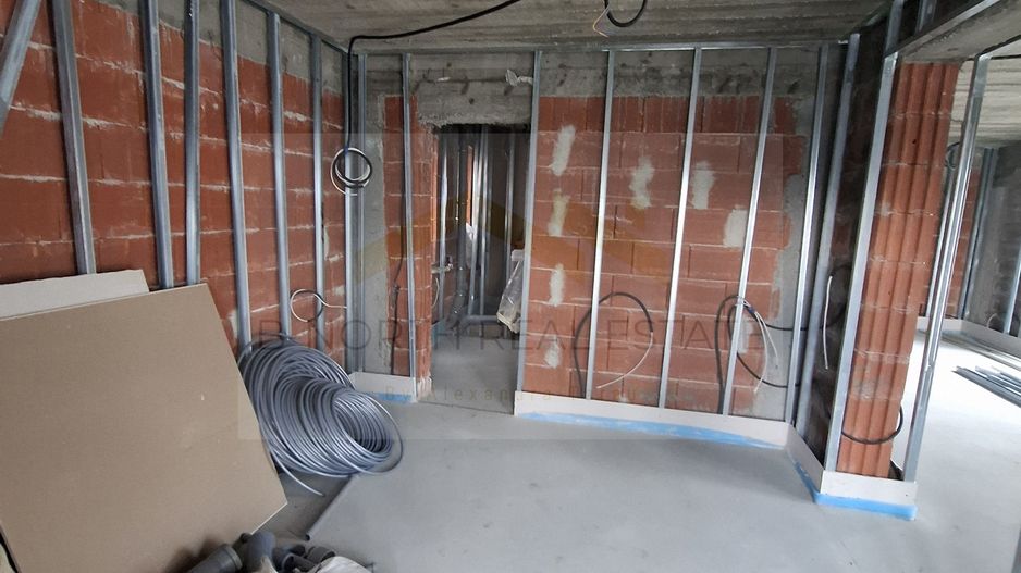 Spre Vanzare- Vila-1 Decembrie, Ilfov, cartier rezidential. - Poză 7