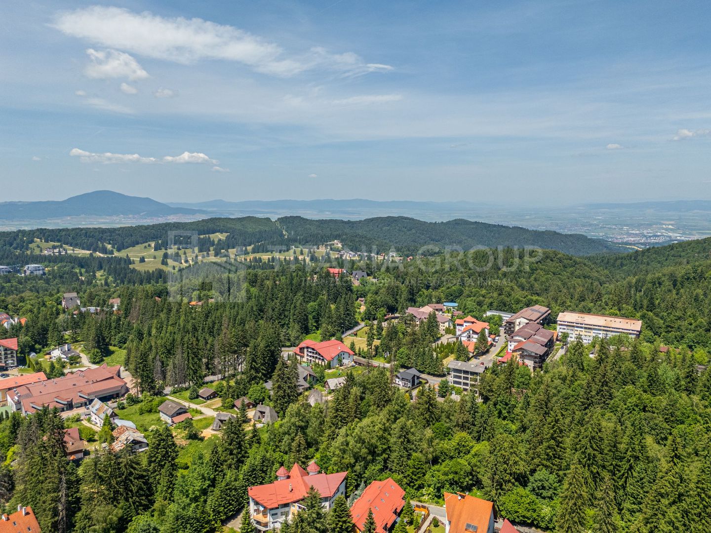 Teren intravilan Poiana Brasov,  cu proiect casa de vacanta tip Chalet - Poză 8