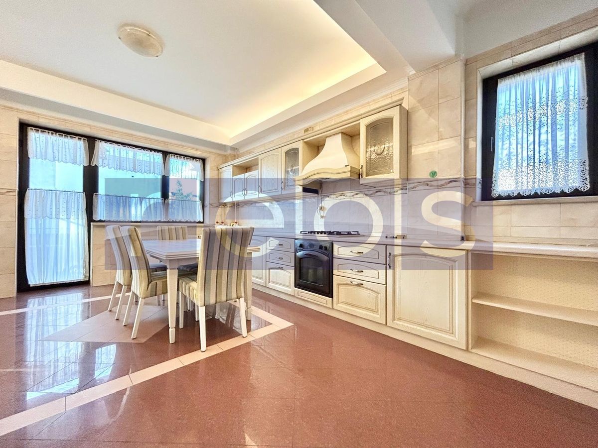 INCHIRIERE 4 CAMERE | 217 MP | CARTIERUL FRANCEZ | BLOC BOUTIQUE | 4 TERASE - Poză 10