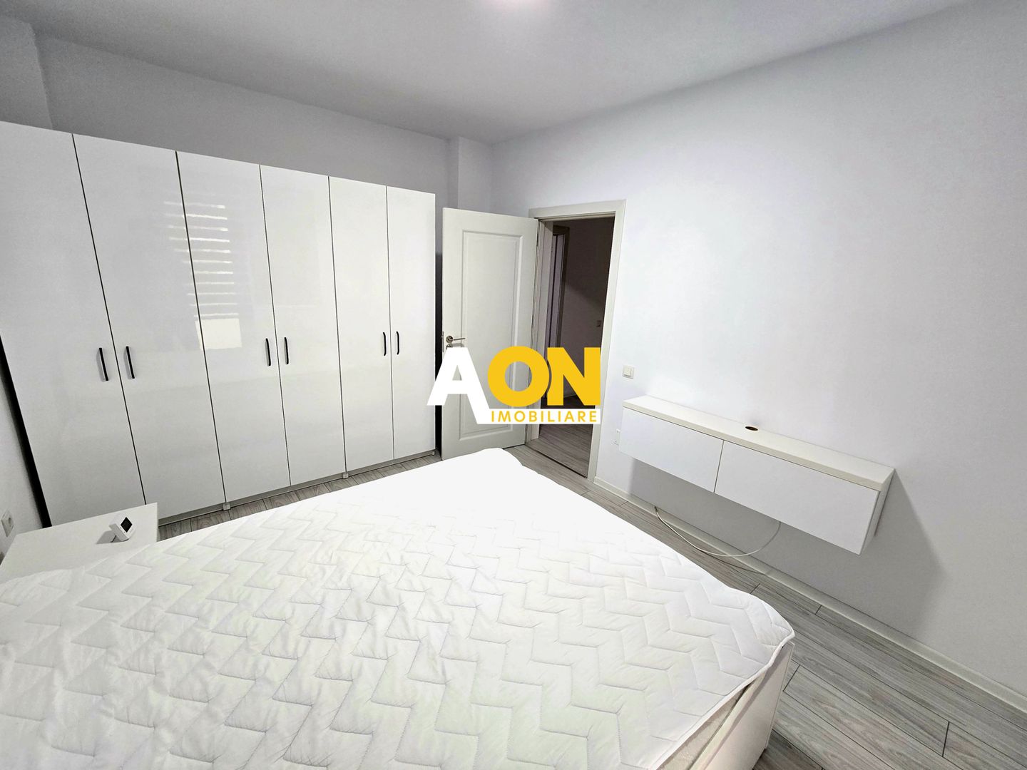 Apartament cu 3 Camere, Scară Interioară, Bloc Nou - Poză 7