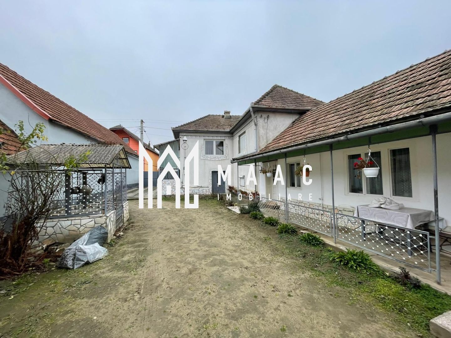 Casă I Teren de 4.500 mp I Anexe I Seica Mare - Poză 4