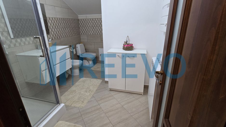 Casă de închiriat în Lilieci - Poză 20